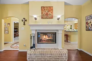 5204 Nueces Ct, Granbury, TX 76049 - Photo 8