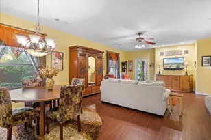 5204 Nueces Ct, Granbury, TX 76049 - Photo 14