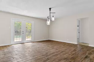 6620 Bernadine Dr, Watauga, TX 76148 - Photo 12