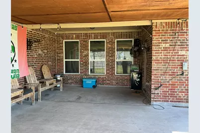 721 Meadow Springs Drive, Glenn Heights, TX 75154 - Photo 10