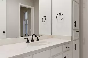 1704 Saxon Dr, Bedford, TX 76021 - Photo 22