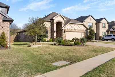 1209 Rushmore Drive, Burleson, TX 76028 - Photo 4