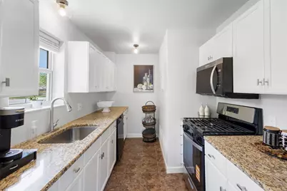 610 S 10th Street, Sanger, TX 76266 - Photo 12
