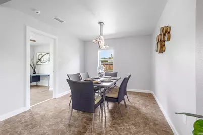 610 S 10th Street, Sanger, TX 76266 - Photo 18