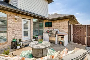 400 S Hampton Ct, Lewisville, TX 75056 - Photo 28