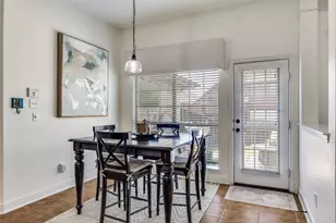 400 S Hampton Ct, Lewisville, TX 75056 - Photo 12