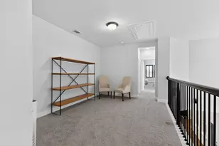 580 Courtyard Ln, Irving, TX 75039 - Photo 22