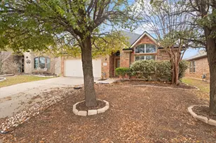1240 Constance Dr, Fort Worth, TX 76131 - Photo 2