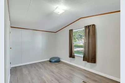 5 Lee Street, Keene, TX 76059 - Photo 2