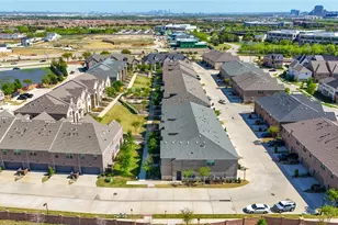 631 Cobblestone Ln, Irving, TX 75039 - Photo 32