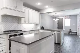 631 Cobblestone Ln, Irving, TX 75039 - Photo 6