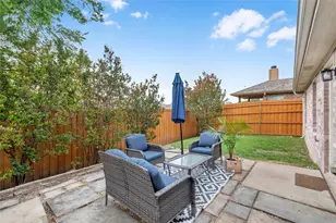 5140 Mirror Lake Dr, Haltom City, TX 76117 - Photo 28