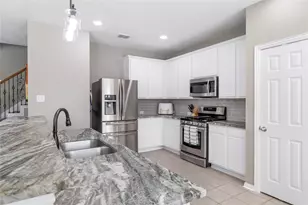 12220 Hedge Apple Ct, Fort Worth, TX 76244 - Photo 2