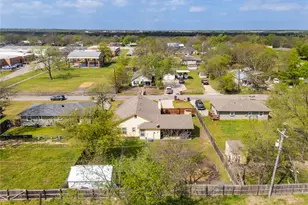 105 S 6th St, Celeste, TX 75423 - Photo 26
