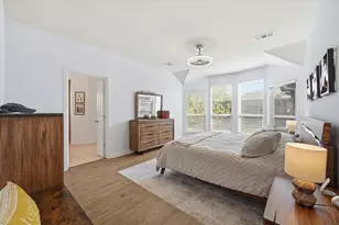 421 Foxcraft Dr, Fort Worth, TX 76131 - Photo 16