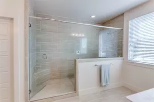 402 Templeton Dr, Fort Worth, TX 76107 - Photo 20