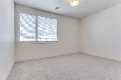 402 Templeton Drive, Fort Worth, TX 76107 - Photo 24