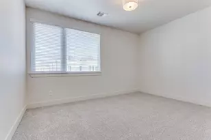 402 Templeton Dr, Fort Worth, TX 76107 - Photo 24