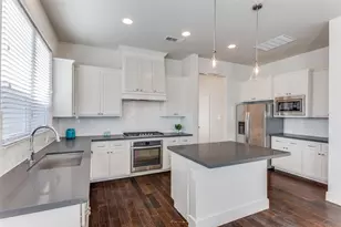 402 Templeton Dr, Fort Worth, TX 76107 - Photo 10