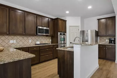 107 King Court, Fate, TX 75087 - Photo 6