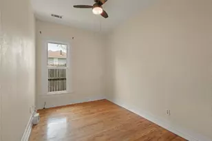 836 W Eighth St, Dallas, TX 75208 - Photo 32