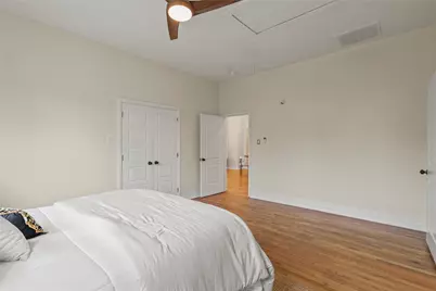 836 W 8th Street, Dallas, TX 75208 - Photo 18