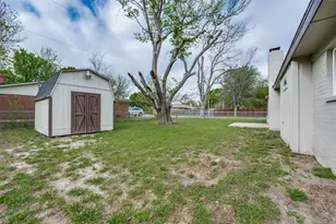 1600 Briar Run, Benbrook, TX 76126 - Photo 24