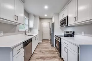 1600 Briar Run, Benbrook, TX 76126 - Photo 12