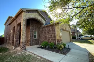9817 Cottontail Ln, McKinney, TX 75071 - Photo 2