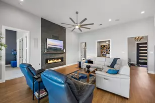 11009 Lakeside Dr, Fort Worth, TX 76179 - Photo 10