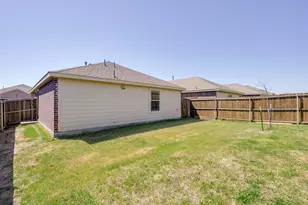 14037 Haggerston Dr, Pilot Point, TX 76258 - Photo 18