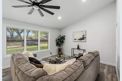 5705 Bentley Drive, Garland, TX 75043 - Photo 8