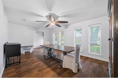 409 E Scotland Drive, Irving, TX 75062 - Photo 20