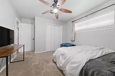 409 E Scotland Drive, Irving, TX 75062 - Photo 32