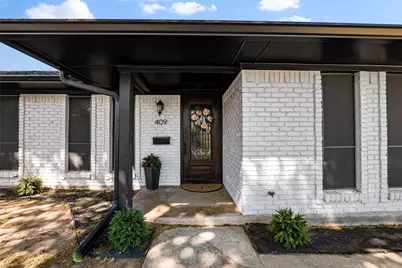 409 E Scotland Drive, Irving, TX 75062 - Photo 2