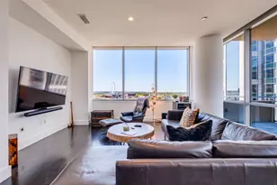 2200 Victory Ave, Dallas, TX 75219 - Photo 2