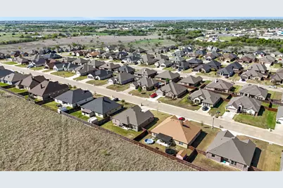 209 Bayless Avenue, Godley, TX 76044 - Photo 28