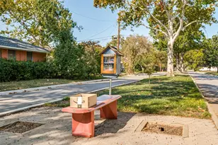 2952 Lavita Ln, Farmers Branch, TX 75234 - Photo 36