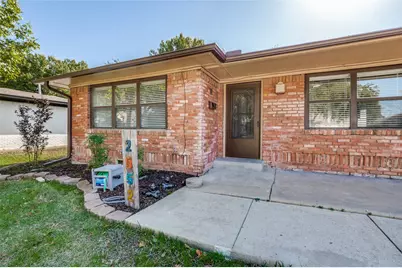 2952 Lavita Lane, Farmers Branch, TX 75234 - Photo 2