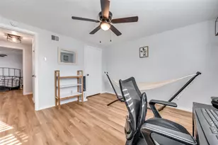 2924 W 11th St, Irving, TX 75060 - Photo 28