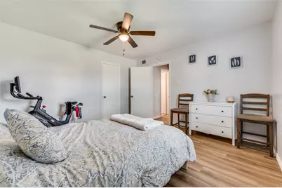 2924 W 11th Street, Irving, TX 75060 - Photo 16