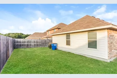 1700 Dove, Ennis, TX 75119 - Photo 2