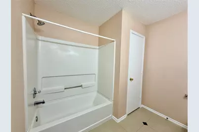 7409 Cresswell Drive, Arlington, TX 76001 - Photo 28