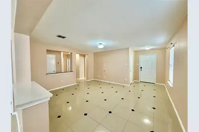 7409 Cresswell Drive, Arlington, TX 76001 - Photo 10