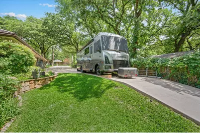 3504 Shorewood Court, Arlington, TX 76016 - Photo 38