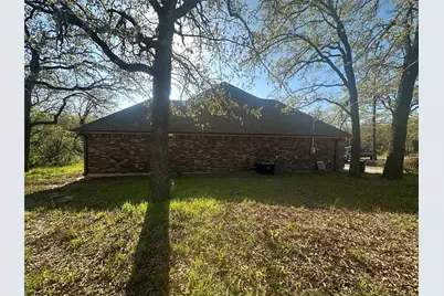 1550 Three Skillet Road, Springtown, TX 76082 - Photo 14