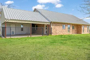 898 Farm Road 1700, Clarksville, TX 75426 - Photo 38