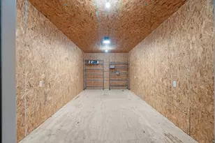 898 Farm Road 1700, Clarksville, TX 75426 - Photo 32