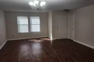 1625 Princess Ln, Little Elm, TX 75036 - Photo 6