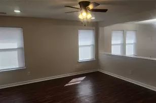 1625 Princess Ln, Little Elm, TX 75036 - Photo 4
